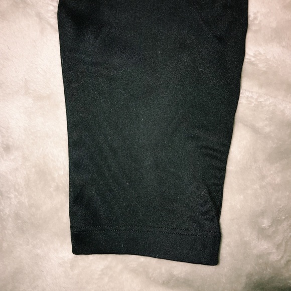 Victoria’s Secret Pink black leggings - Picture 3 of 3